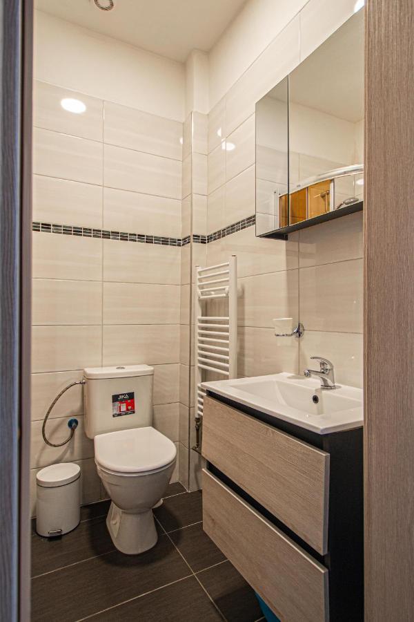 Executive Bright Apt. By Ruterra ปราก ภายนอก รูปภาพ