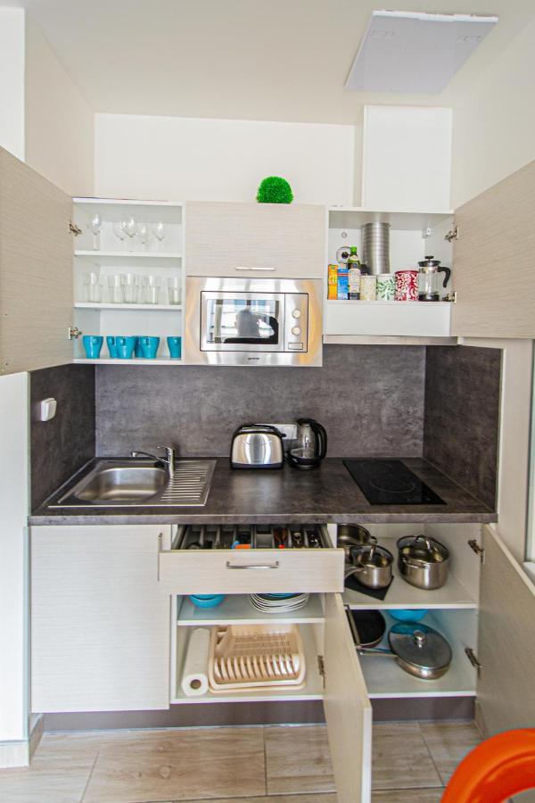 Executive Bright Apt. By Ruterra ปราก ภายนอก รูปภาพ