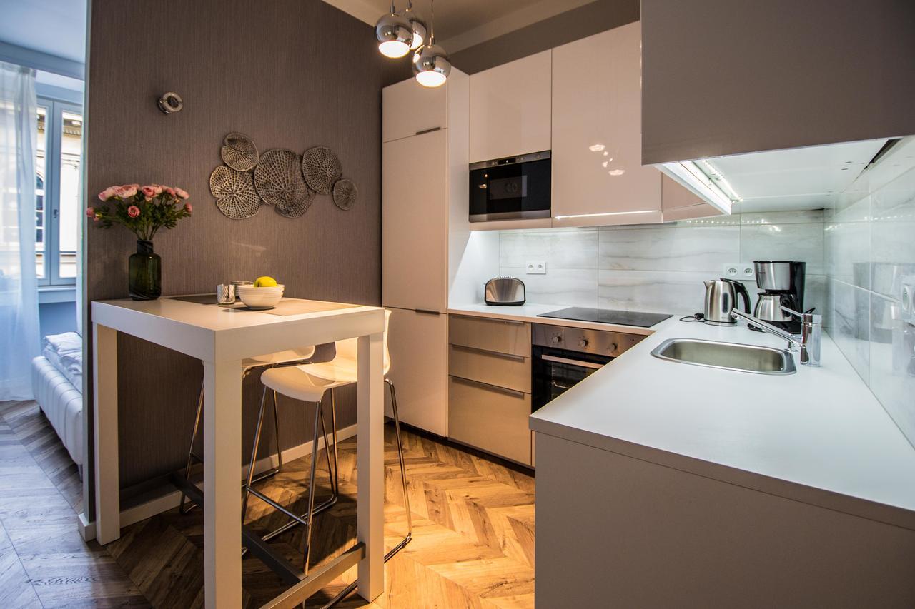 Executive Bright Apt. By Ruterra ปราก ภายนอก รูปภาพ