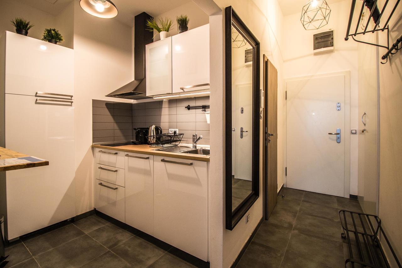 Executive Bright Apt. By Ruterra ปราก ภายนอก รูปภาพ