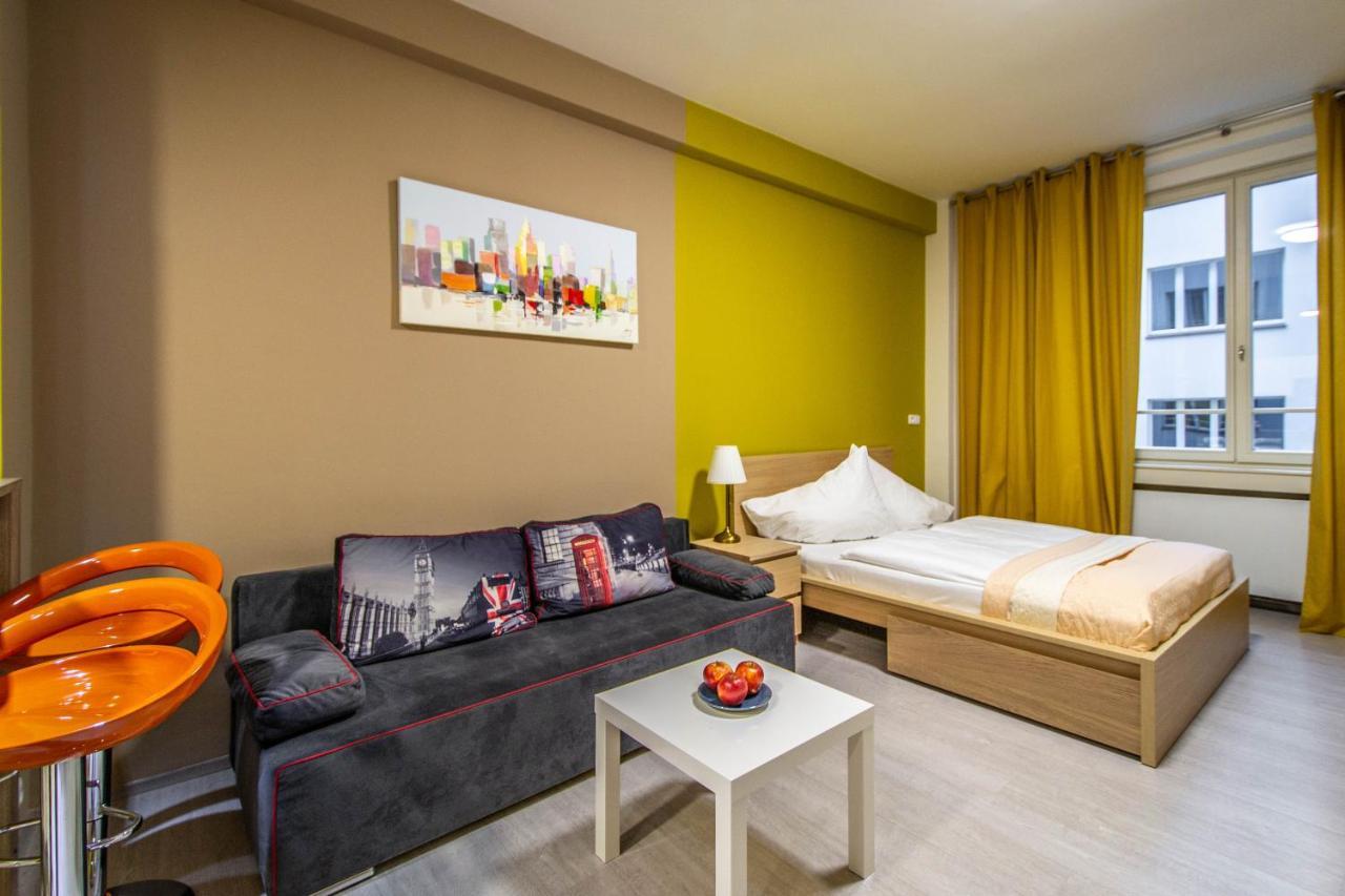 Executive Bright Apt. By Ruterra ปราก ภายนอก รูปภาพ