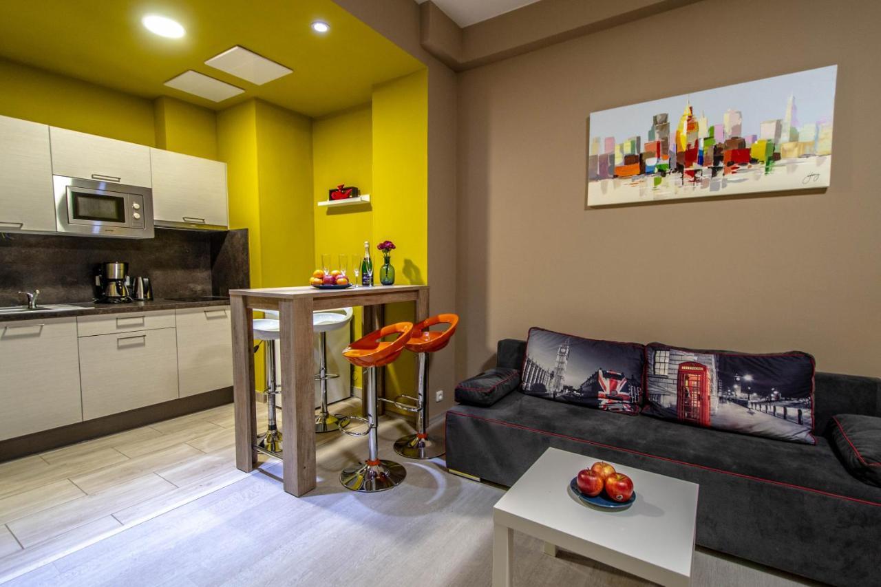 Executive Bright Apt. By Ruterra ปราก ภายนอก รูปภาพ